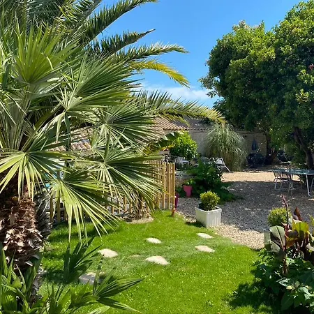 Nyaraló Le Pressoir - Et Meubles De Tourisme - 2 Etoiles Dolus d'Oléron