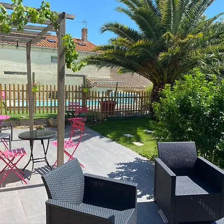 Le Pressoir - Et Meubles De Tourisme - 2 Etoiles Nyaraló Dolus d'Oléron